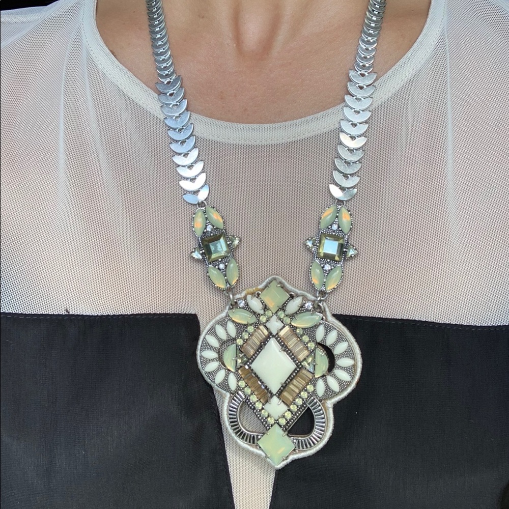 Stella and Dot necklace